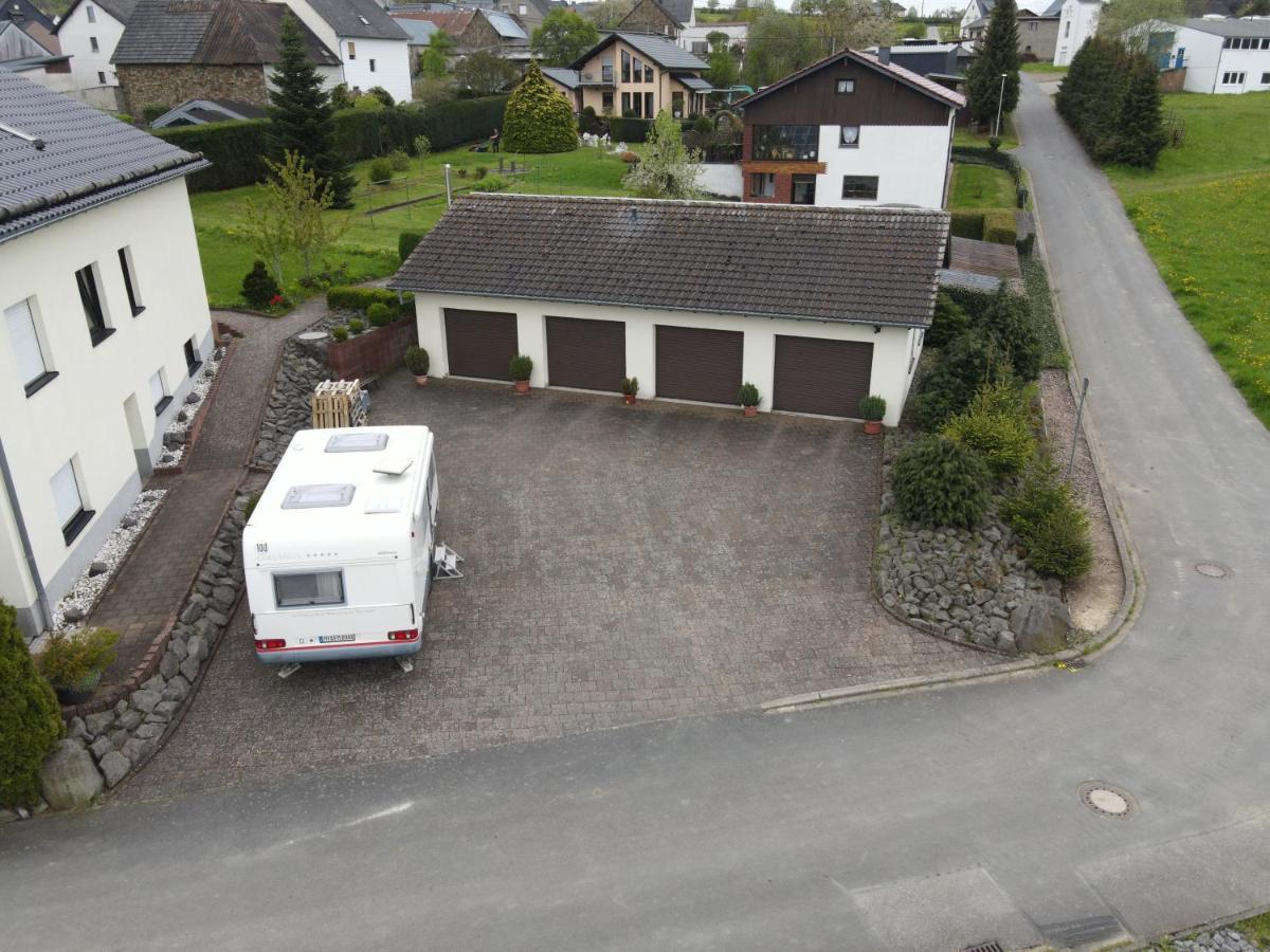 Ferienwohnung Zum Nuerburgring Munk Exterior foto