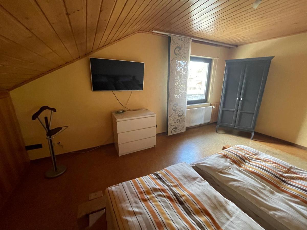 Ferienwohnung Zum Nuerburgring Munk Exterior foto